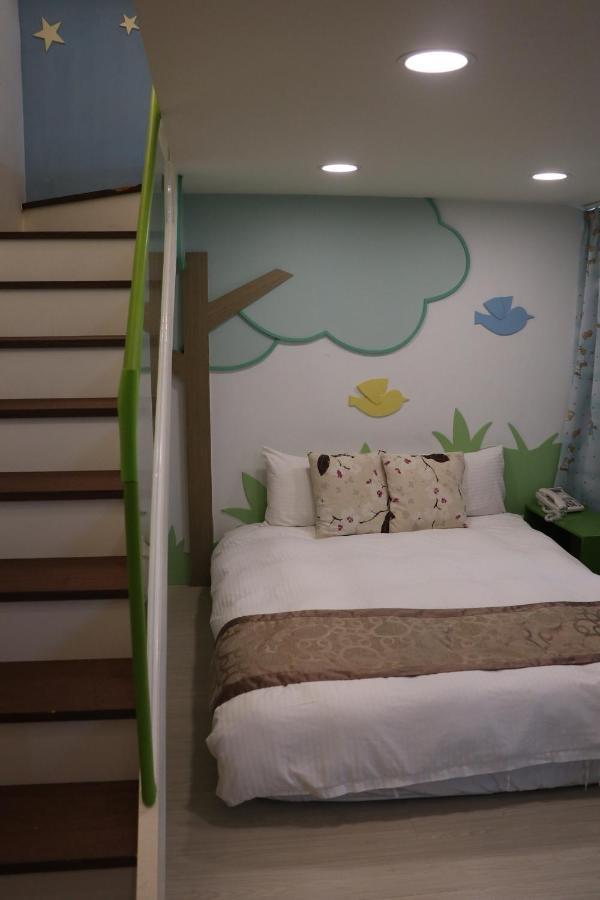 Sky Ocean Apartment Yilan Exterior photo